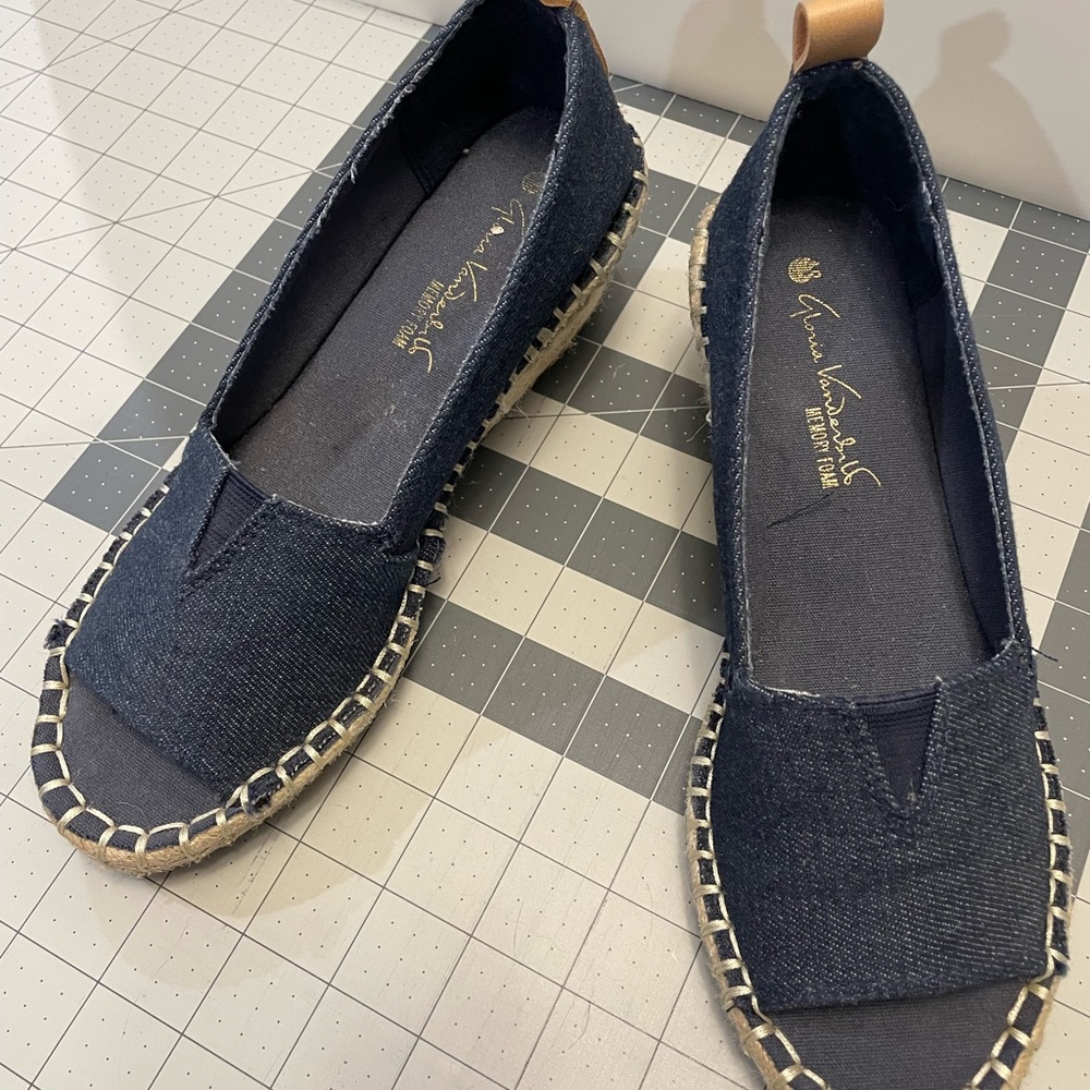 Gloria Vanderbilt Denim Wedges 6.5